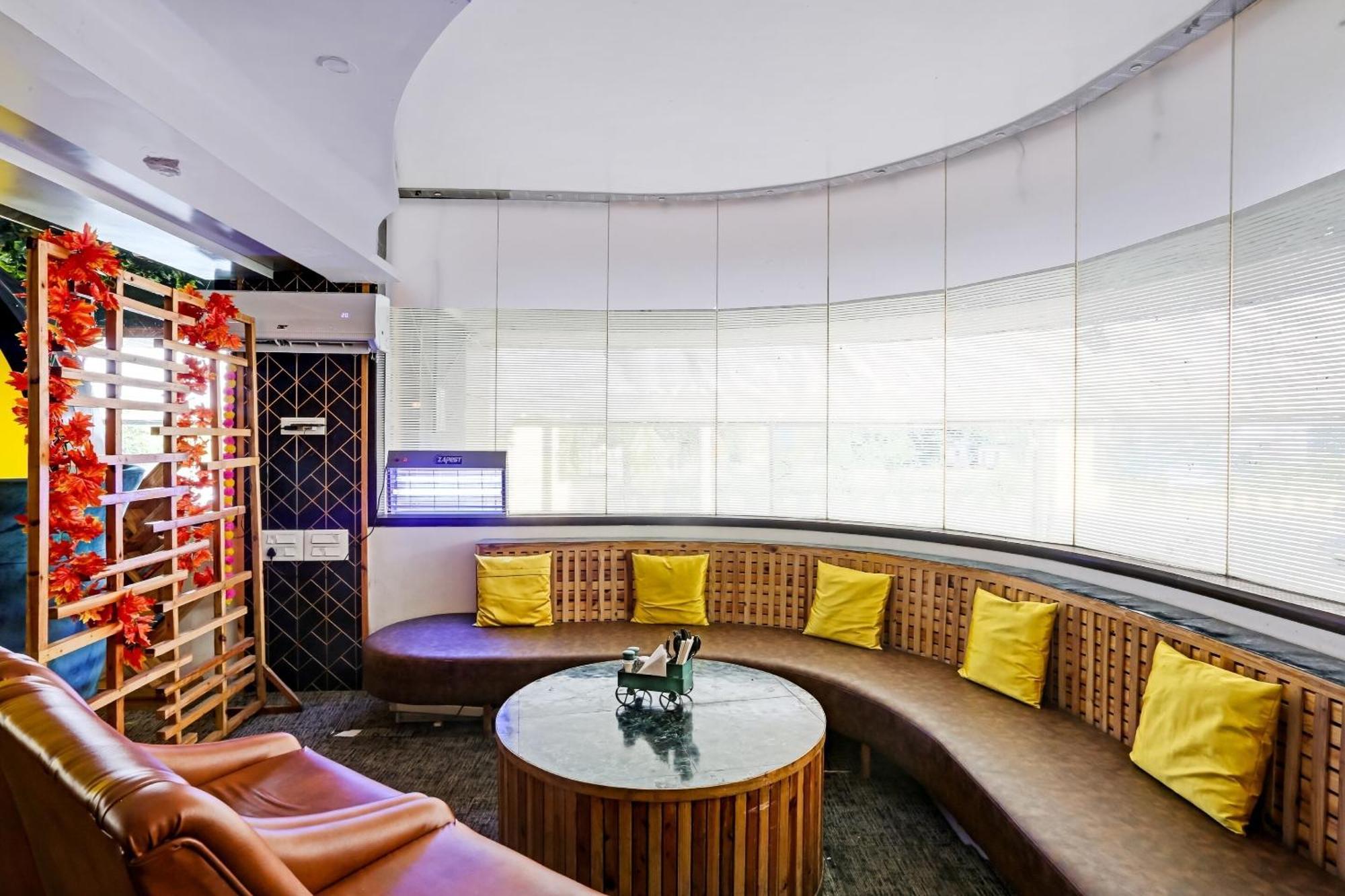 Oyo Salt House Hotel Bombaim Exterior foto