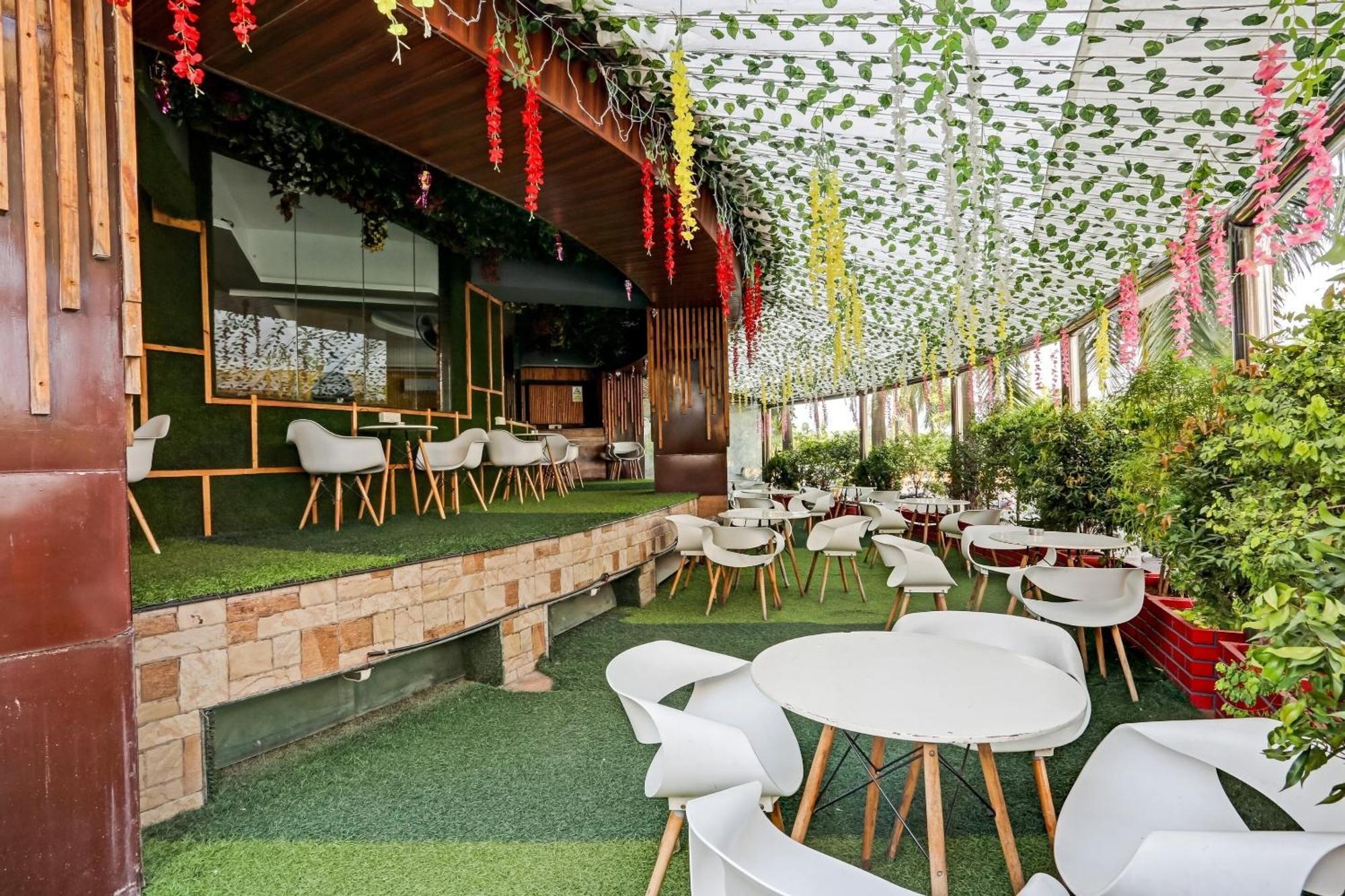 Oyo Salt House Hotel Bombaim Exterior foto